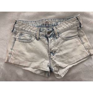 Hollister Jean shorts